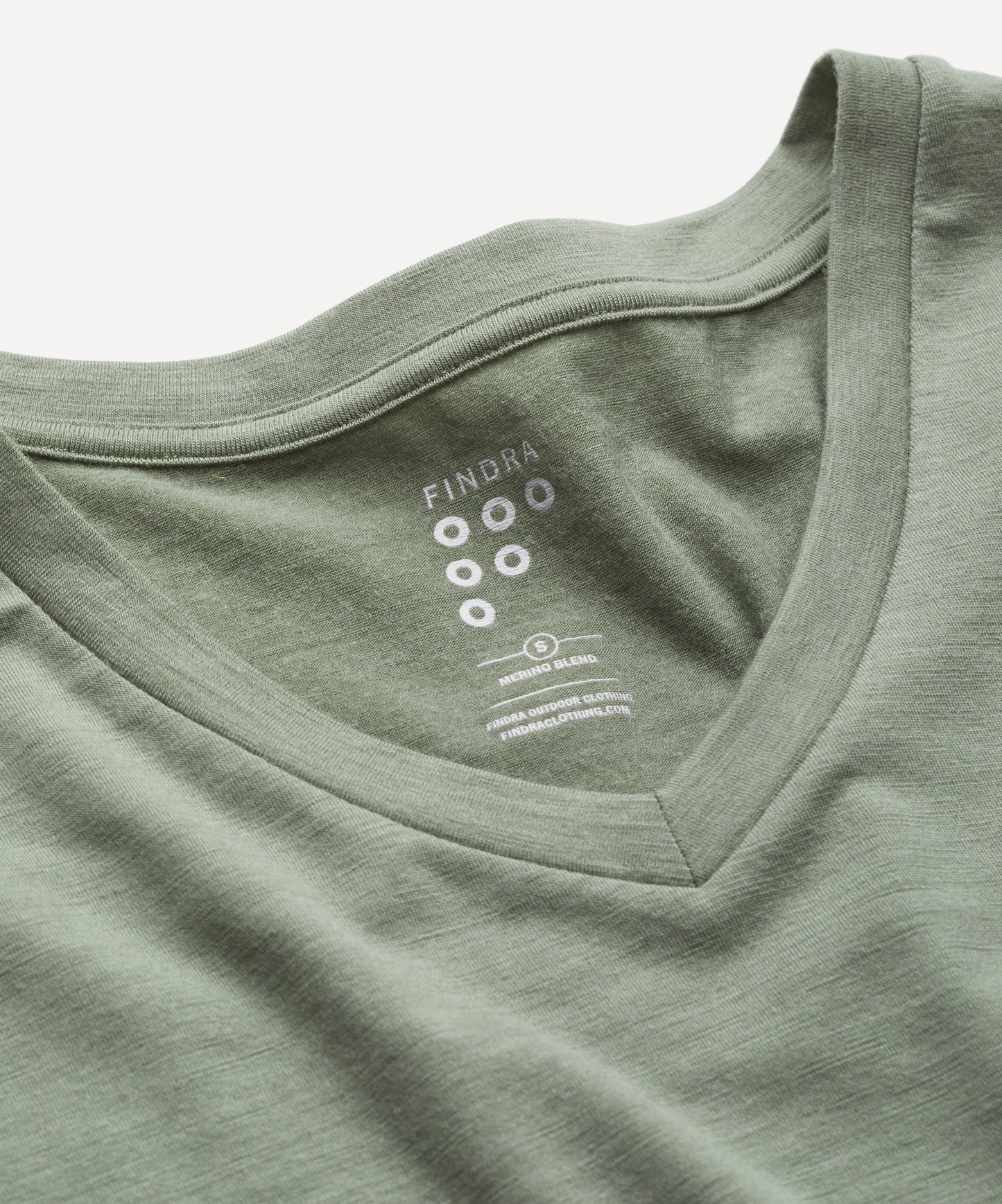 Merino Lightweight T shirt with V Neck in khaki Green