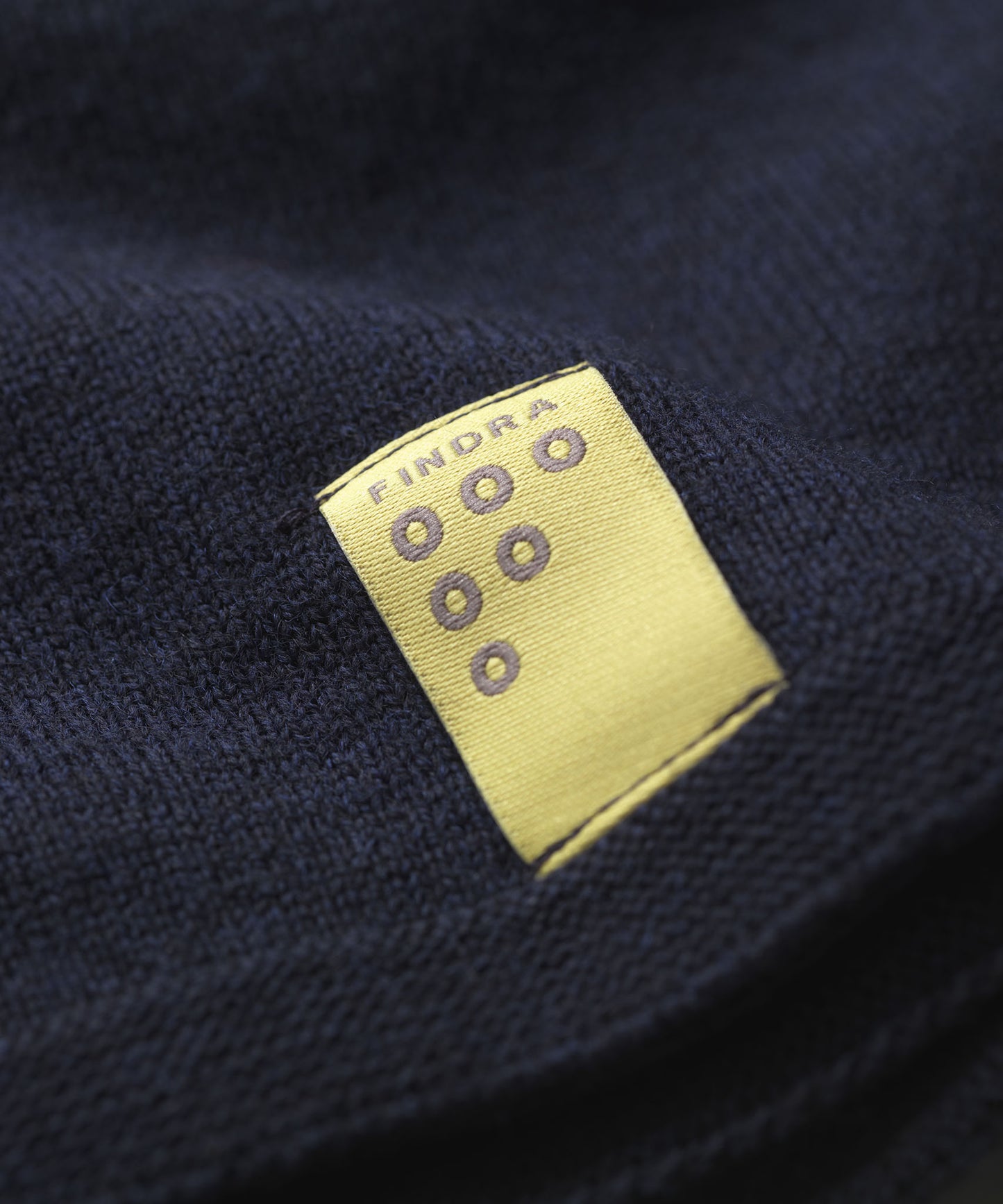 FINDRA Betty Neck Warmer Plain Dark Navy Label