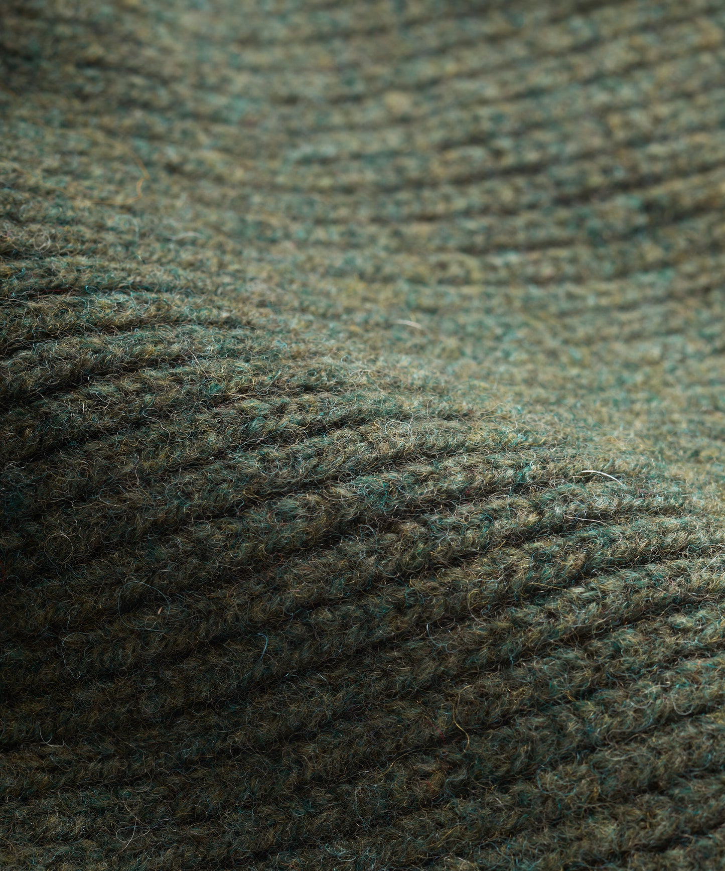 FINDRA Tweed Lambswool Scarf Rosemary