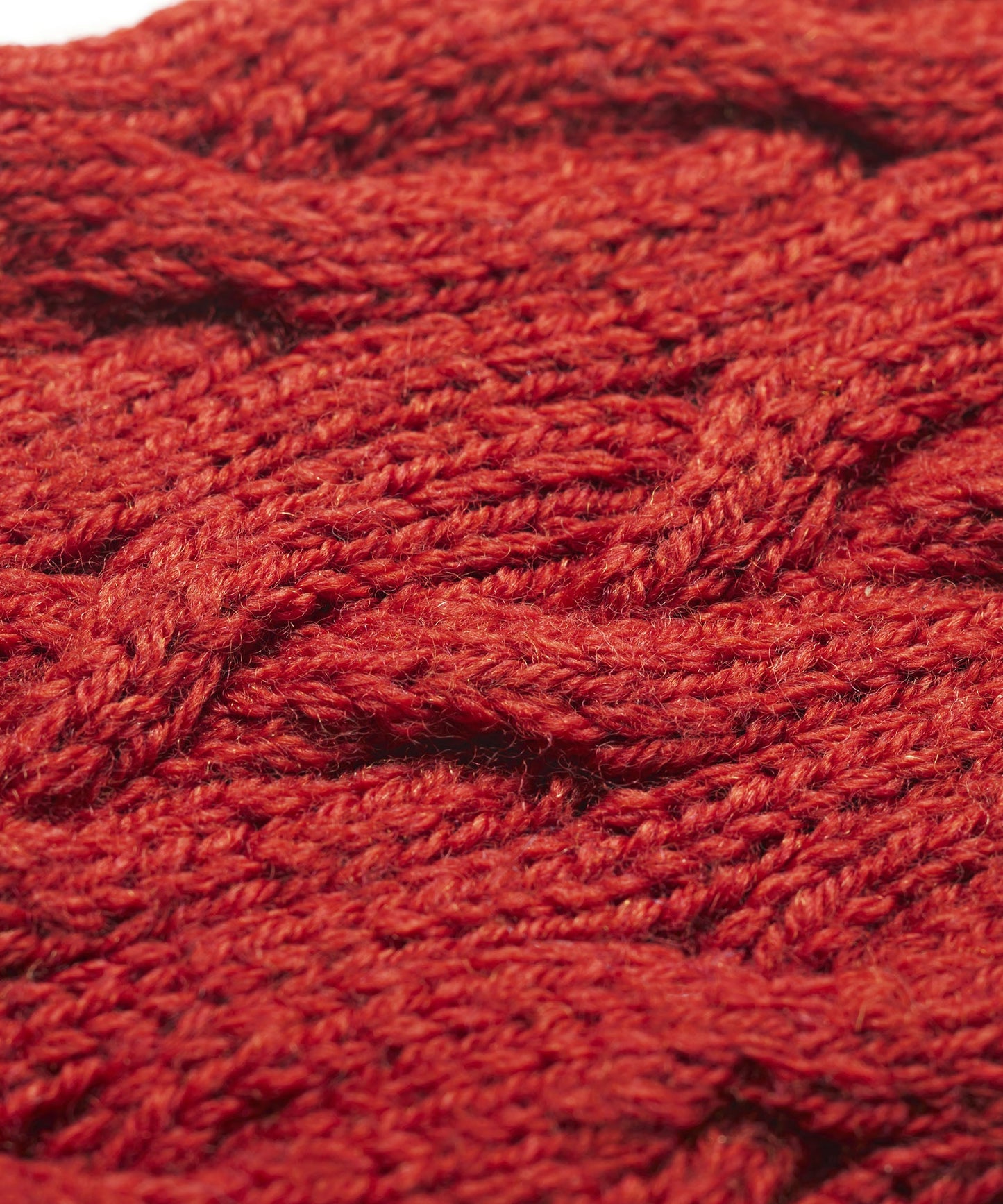 FINDRA Betty Cable Knit Headband Russett Detail