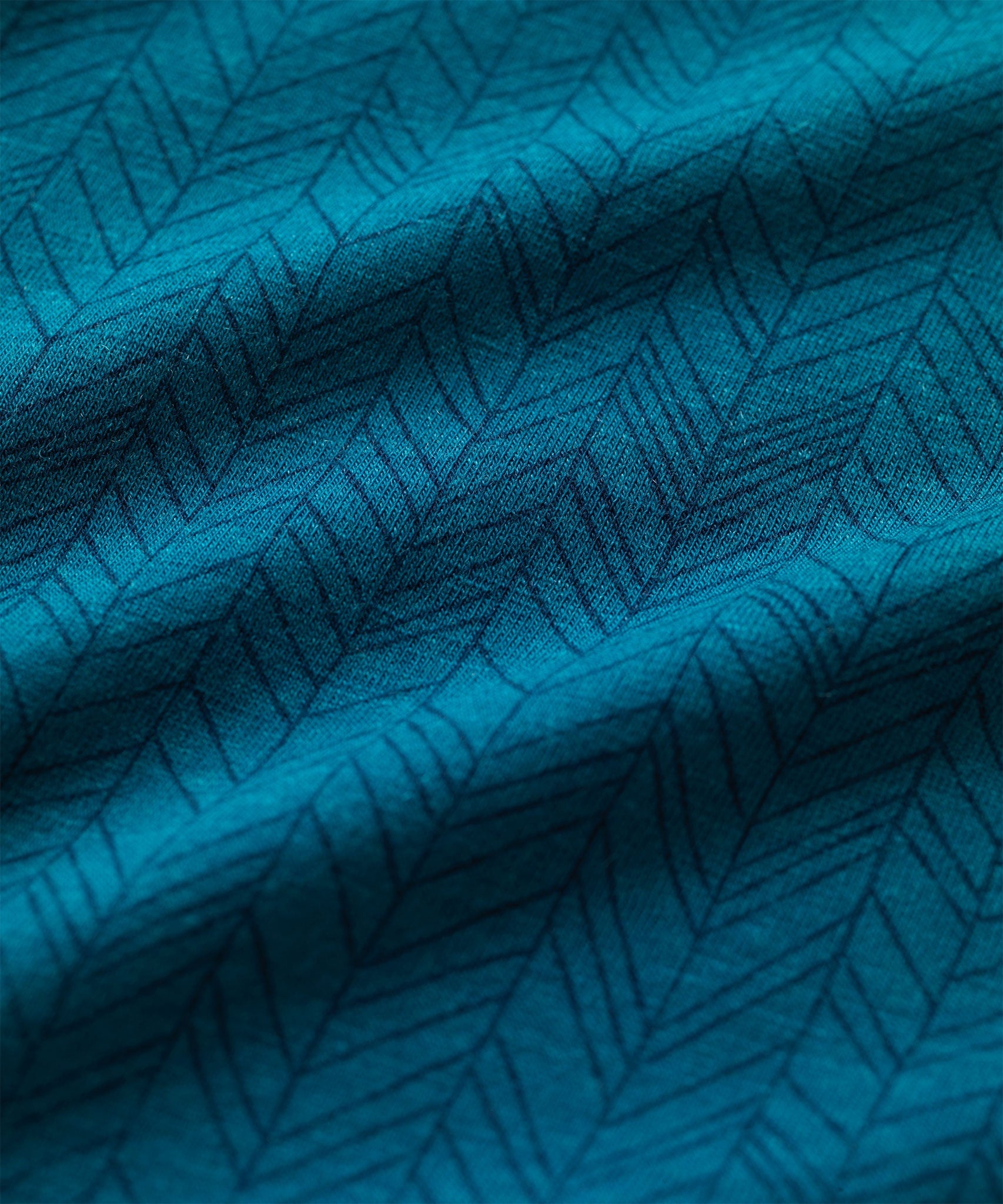 FINDRA Alys Merino-Lite Printed Vest Top Loch Blue Detail
