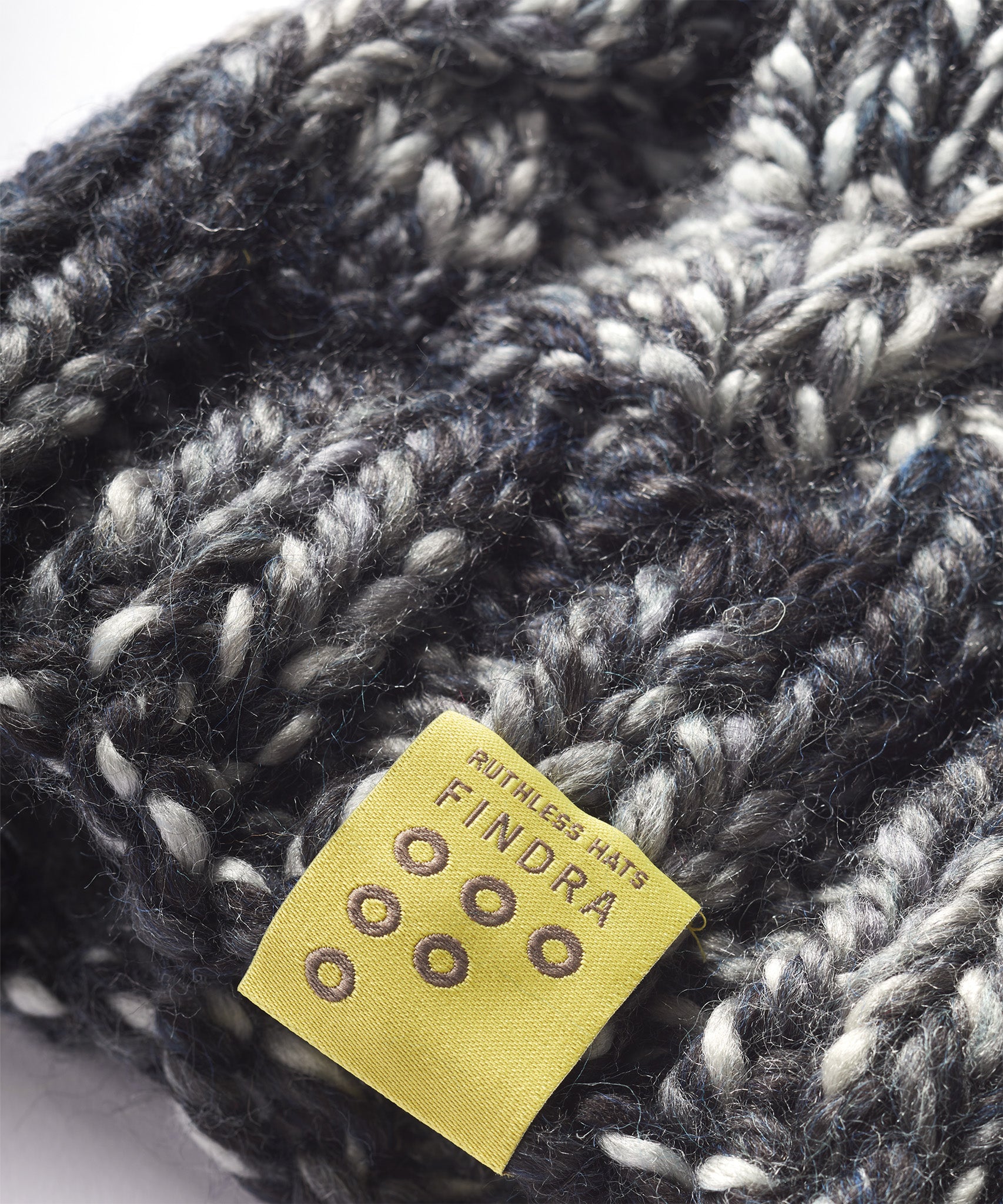 FINDRA Cable Knit Bobble Hat Bobble Label