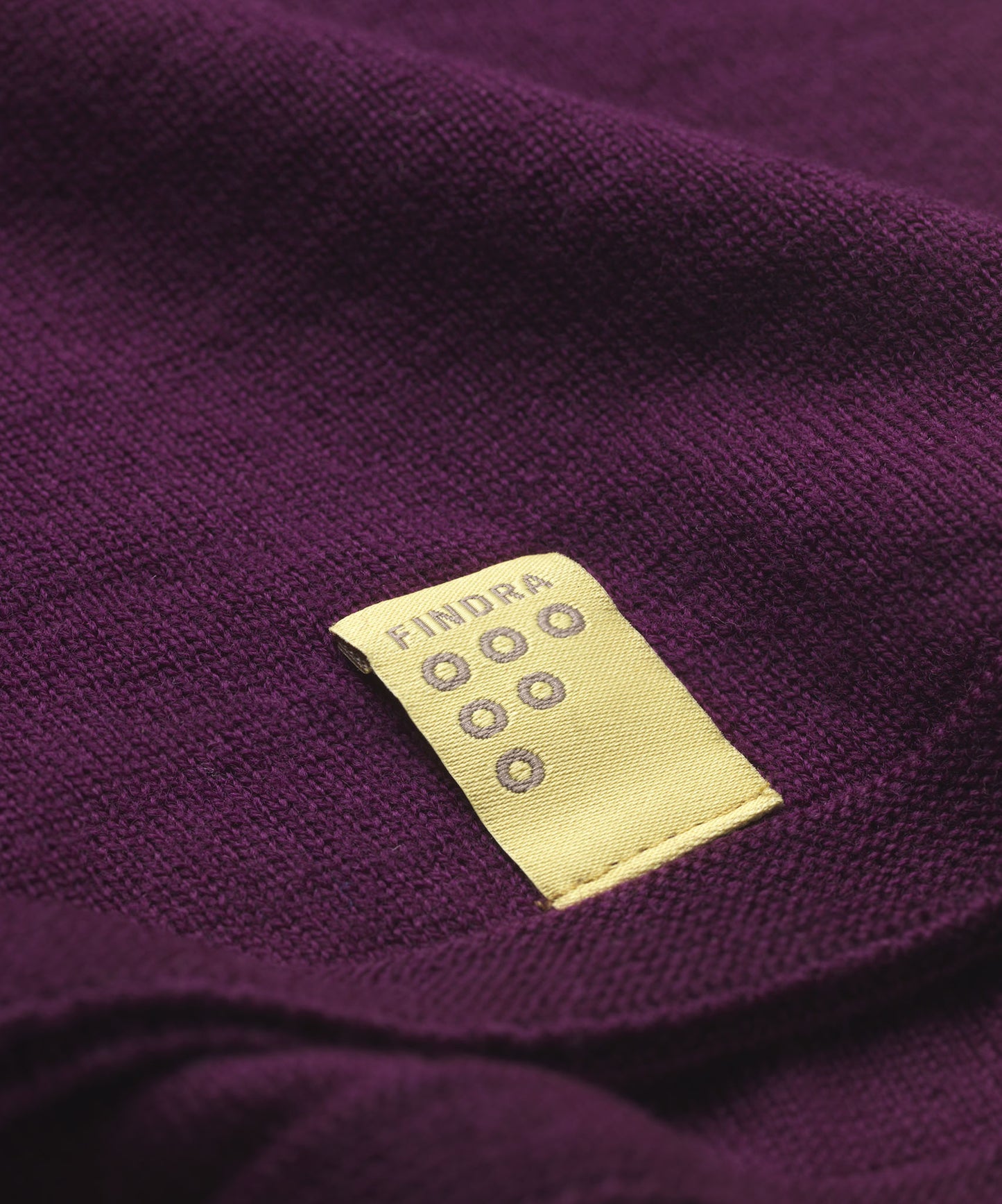 FINDRA Betty Neck Warmer Plain Eggplant Logo