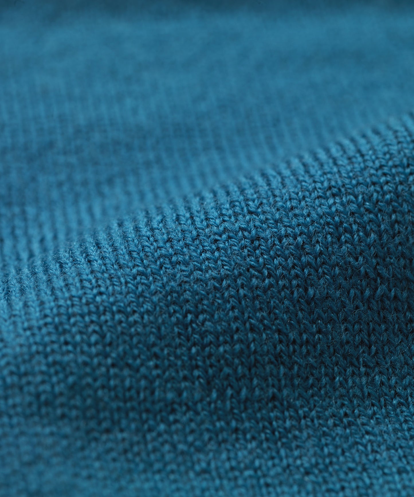 FINDRA Betty Plain Neck Warmer Teal Detail