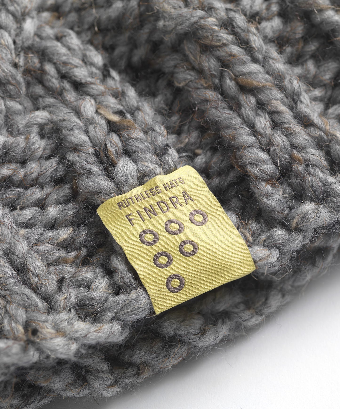 FINDRA Cable Knit Bobble Hat Flint