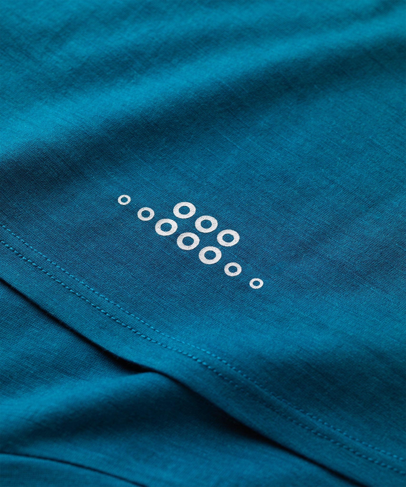 FINDRA Oronsay Merino-Lite 3/4 Sleeve Top Loch Blue Logo